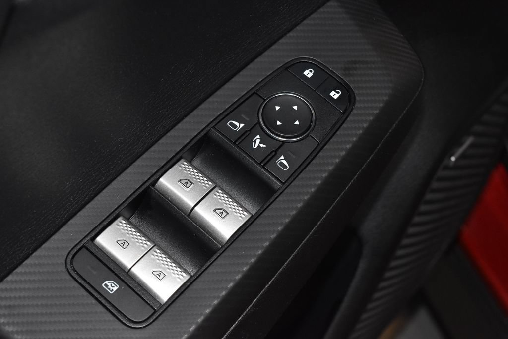 Used 2025 Mitsubishi Outlander SE AWD/4WD image 5