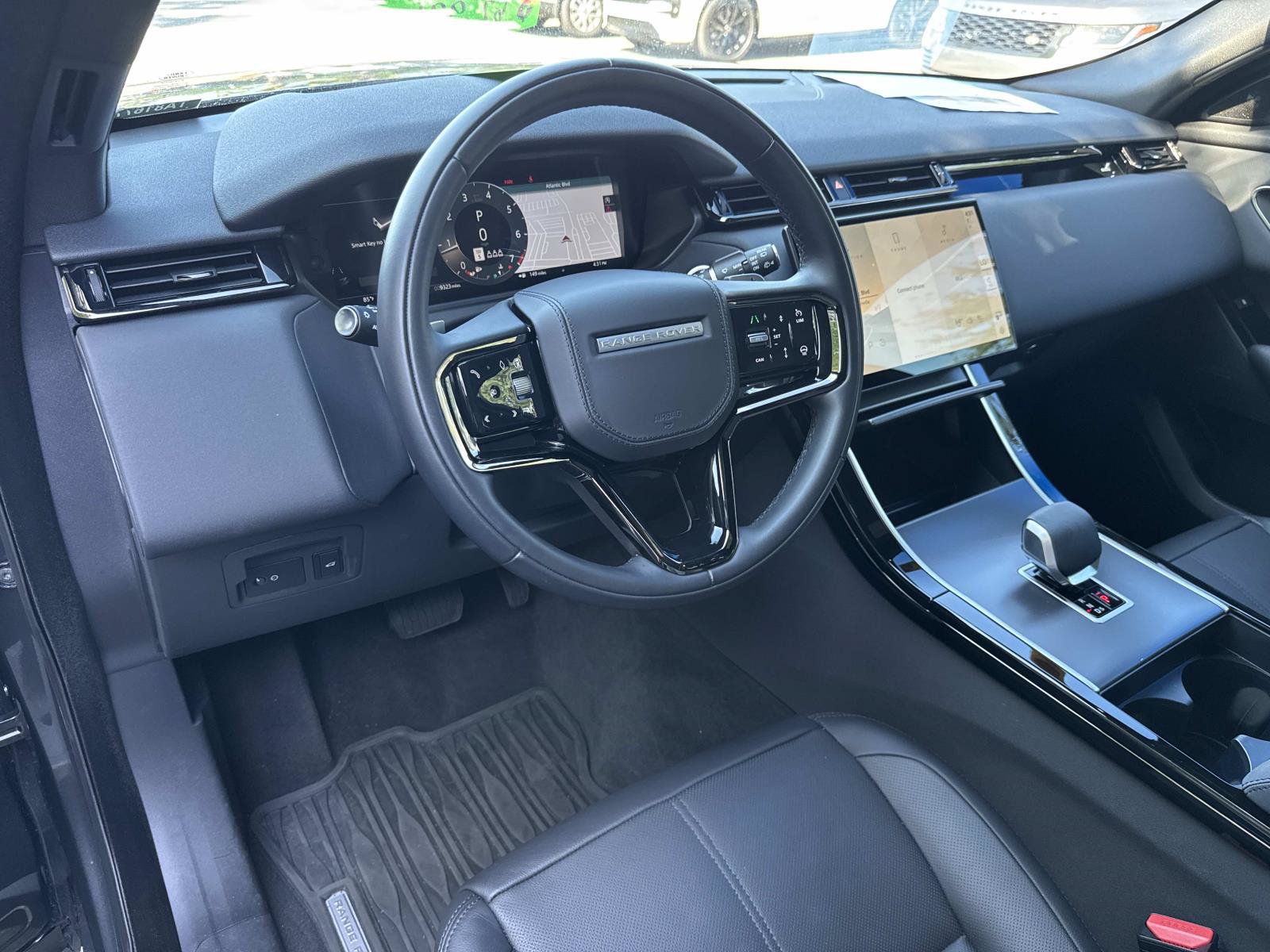 Certified 2026 Land Rover Range Rover Velar S AWD/4WD image 23