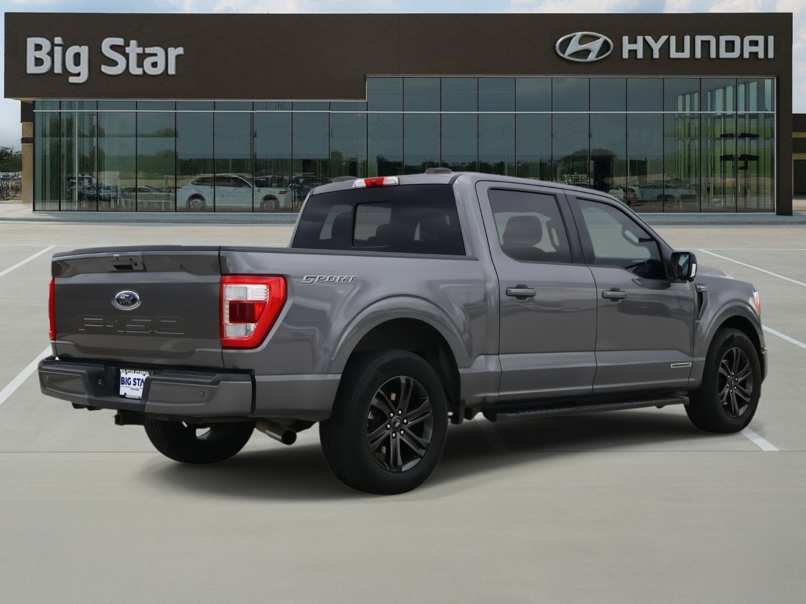 Used 2021 Ford F150 Lariat w/ Max Trailer Tow Package image 4