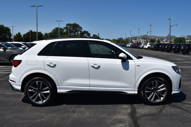 Used 2025 Audi Q3 2.0T Premium w/ Convenience Package AWD/4WD image 8