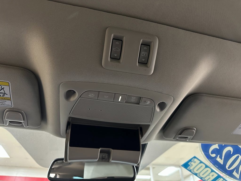 Used 2023 Nissan Murano SL image 32