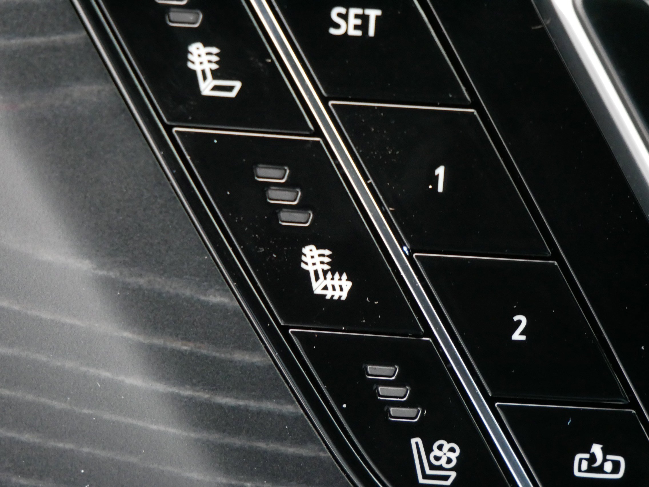 New 2026 Cadillac Lyriq Premium Sport image 27