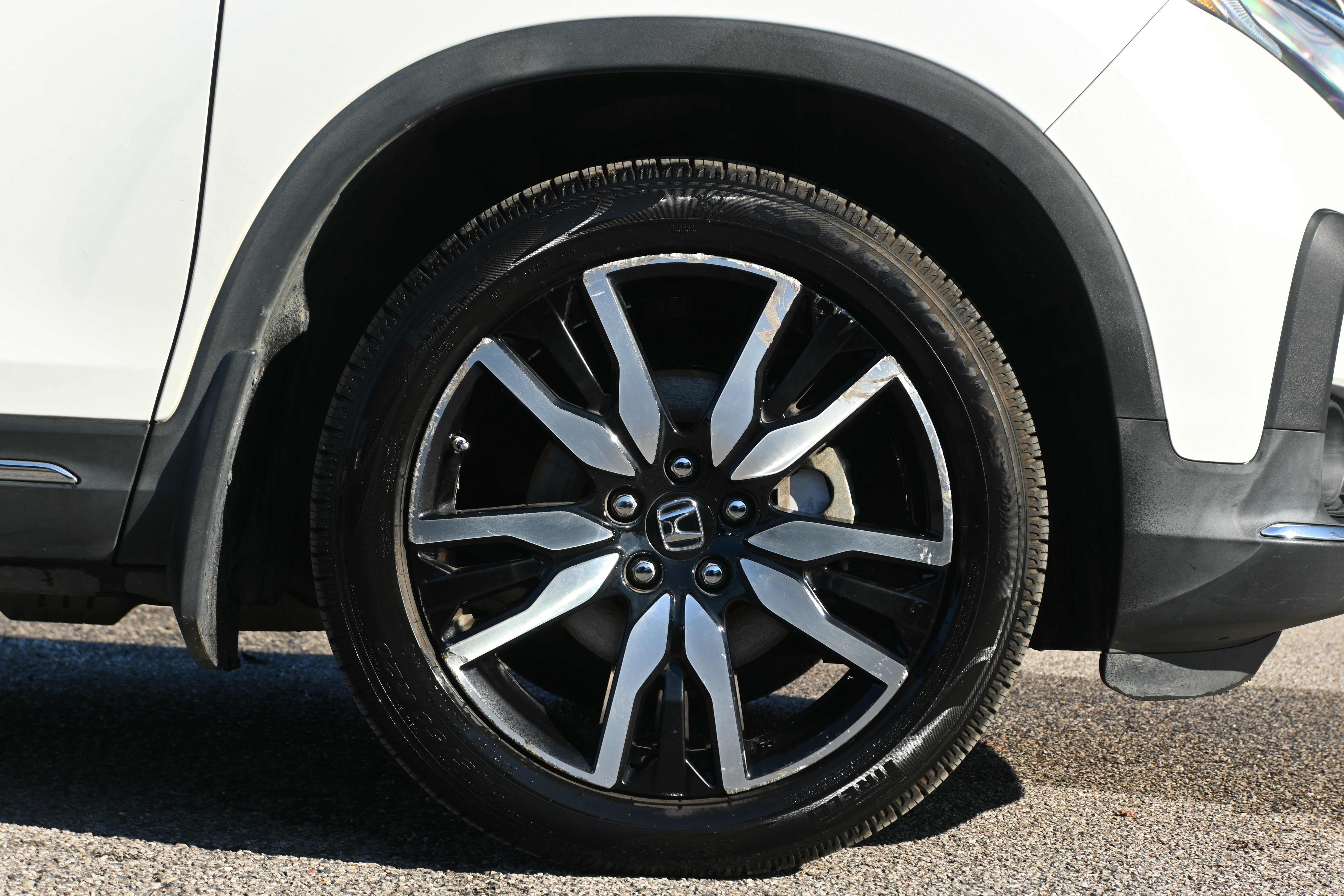 Used 2020 Honda Pilot Touring image 25