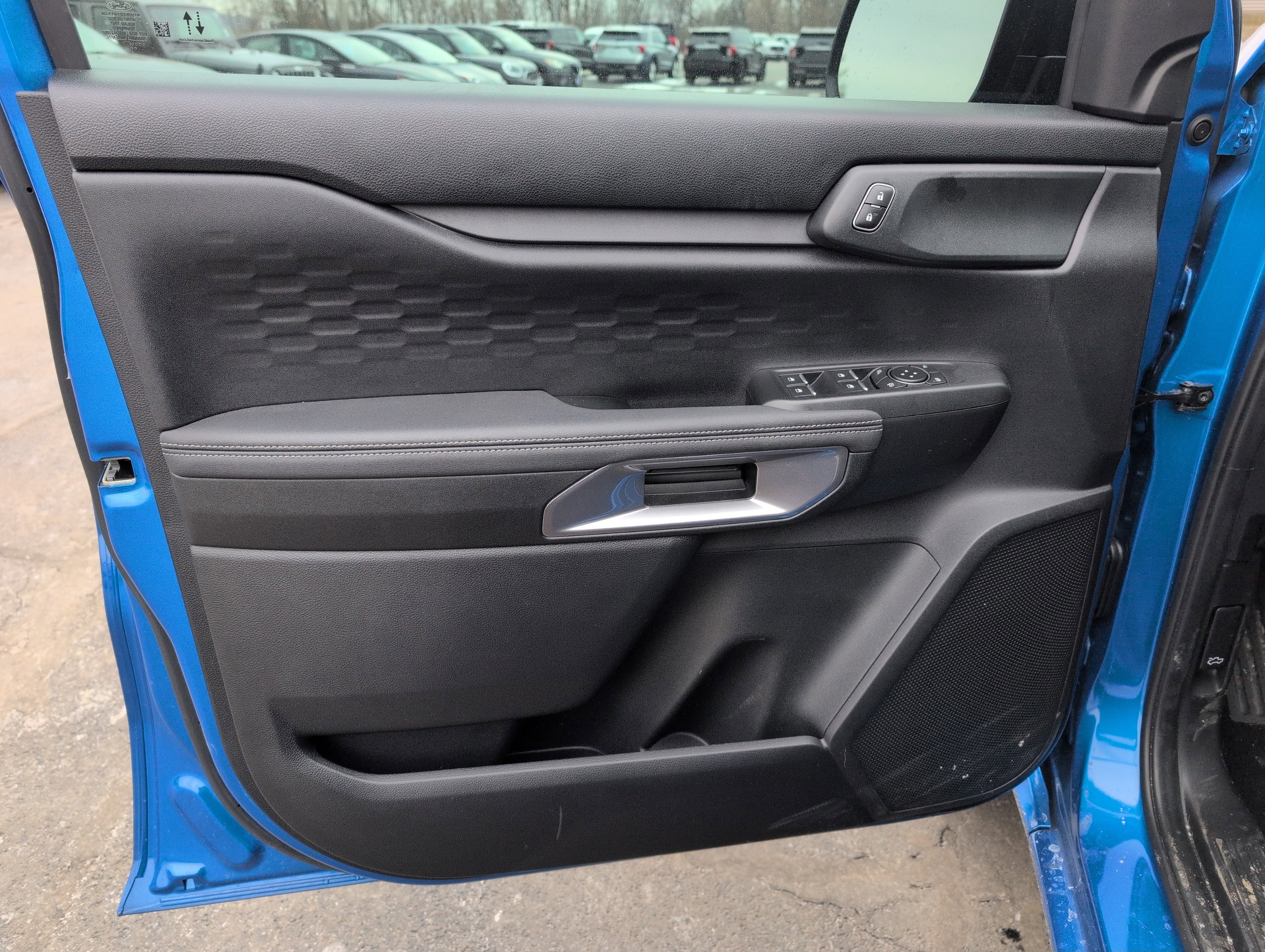 Used 2025 Ford Ranger XLT w/ Trailer Tow Package image 13