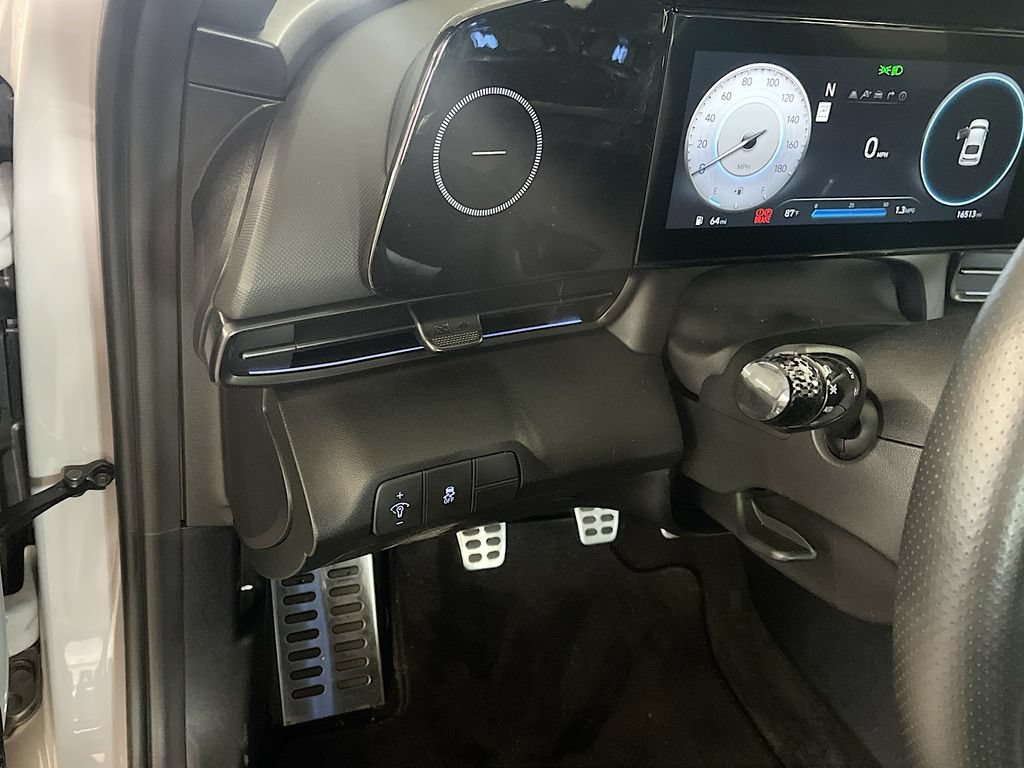Used 2025 Hyundai Elantra N FWD image 10