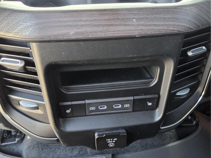 New 2027 RAM 1500 Laramie w/ Night Edition AWD/4WD image 13