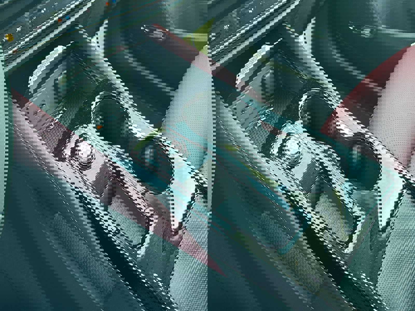 New 2025 Buick Envision Sport Touring image 31