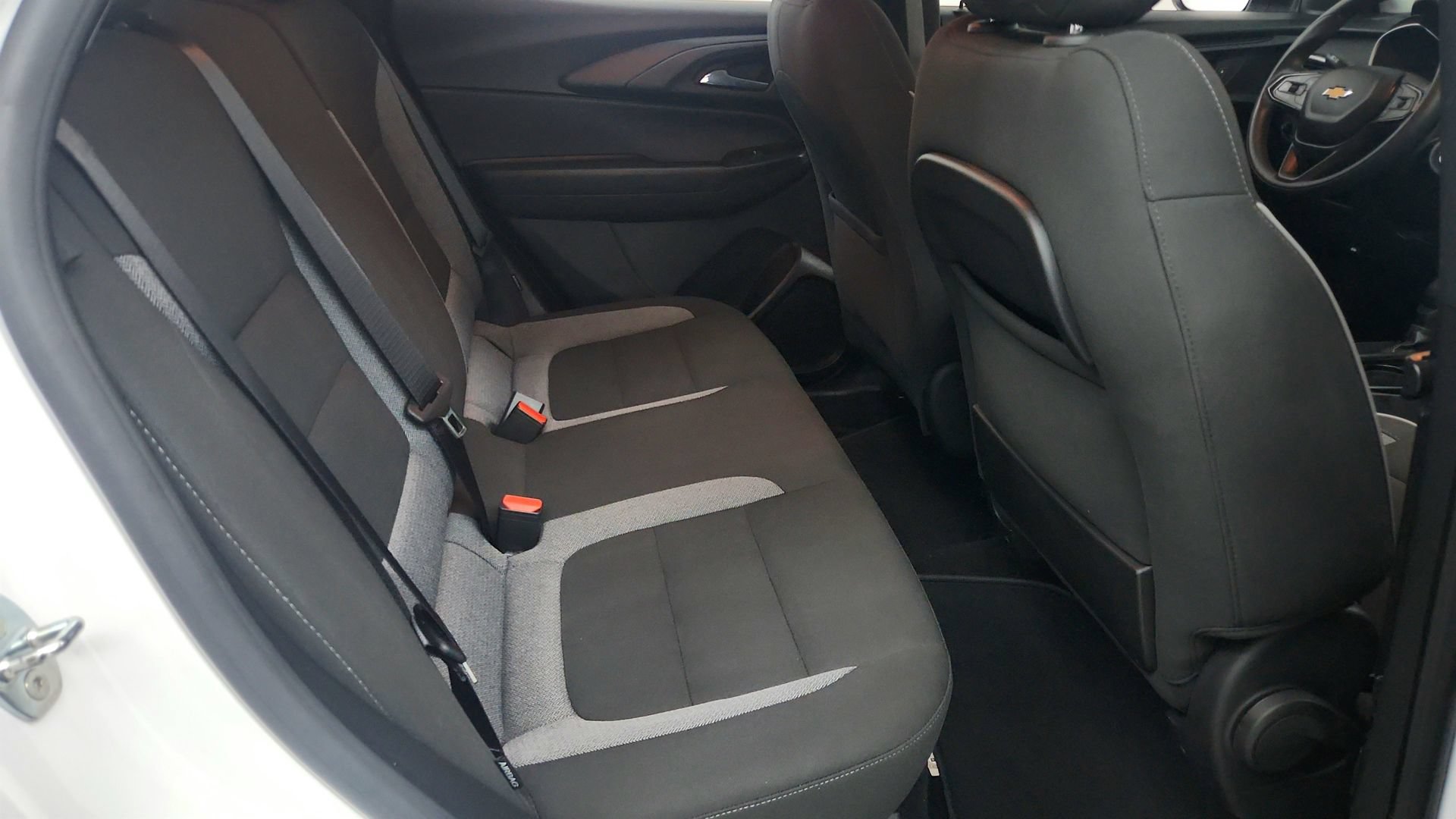 Used 2023 Chevrolet TrailBlazer LS AWD/4WD image 25