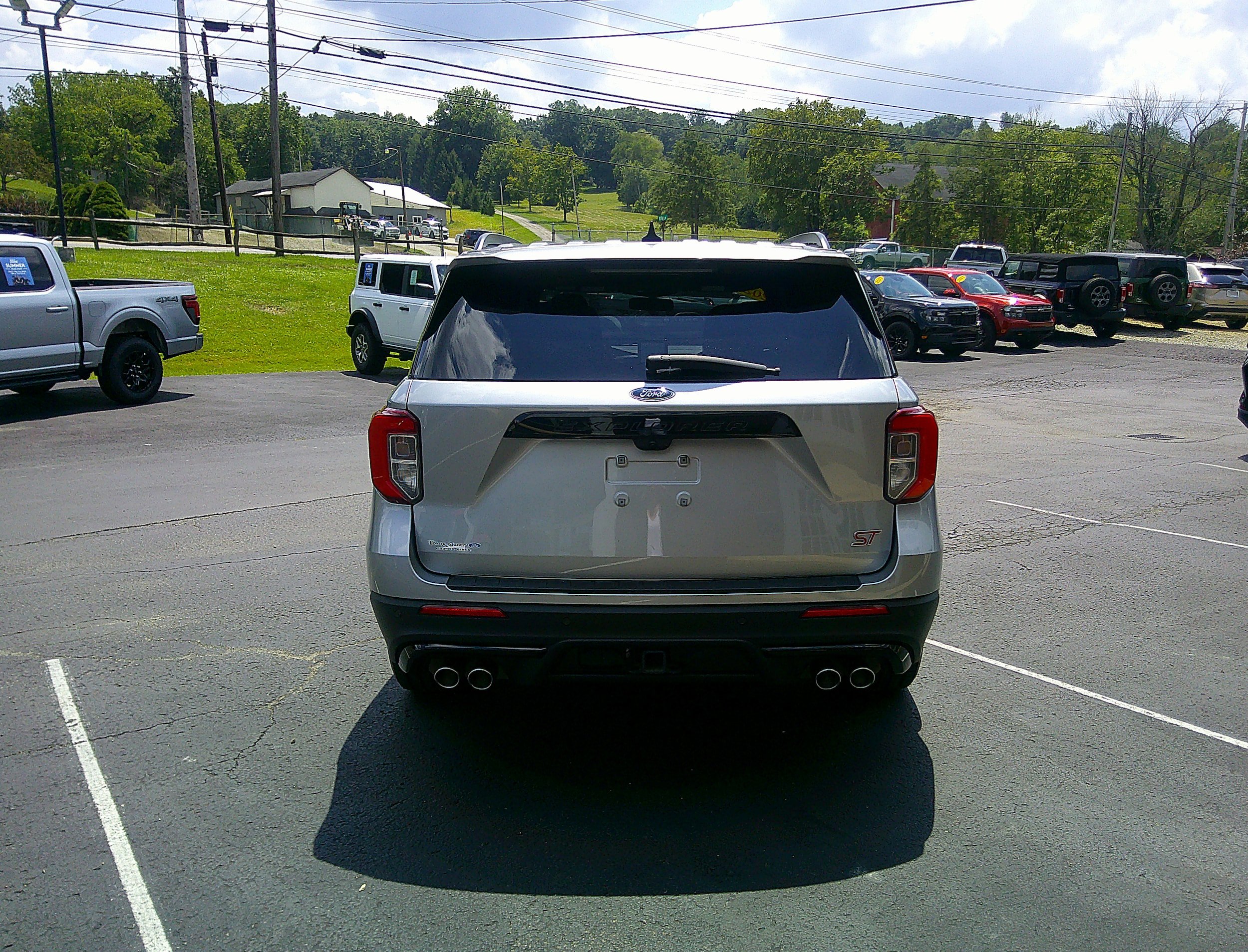 Used 2022 Ford Explorer ST w/ Equipment Group 401A AWD/4WD image 8