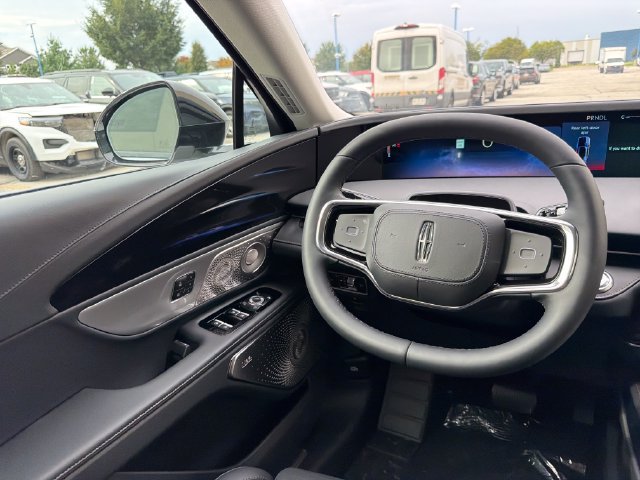 New 2026 Lincoln Nautilus Reserve AWD/4WD image 17