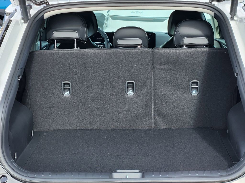 New 2025 Kia EV6 Wind image 13