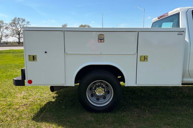 Used 2025 Chevrolet Silverado 3500 W/T AWD/4WD image 11