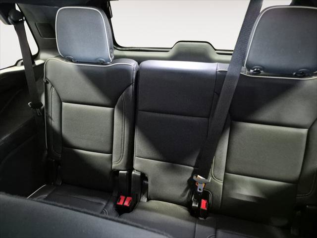 Used 2023 GMC Yukon SLT image 25