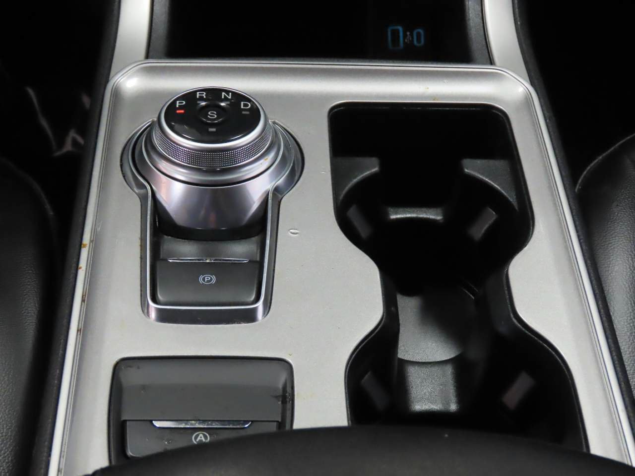 Used 2023 Ford Edge SEL w/ Convenience Package AWD/4WD image 17