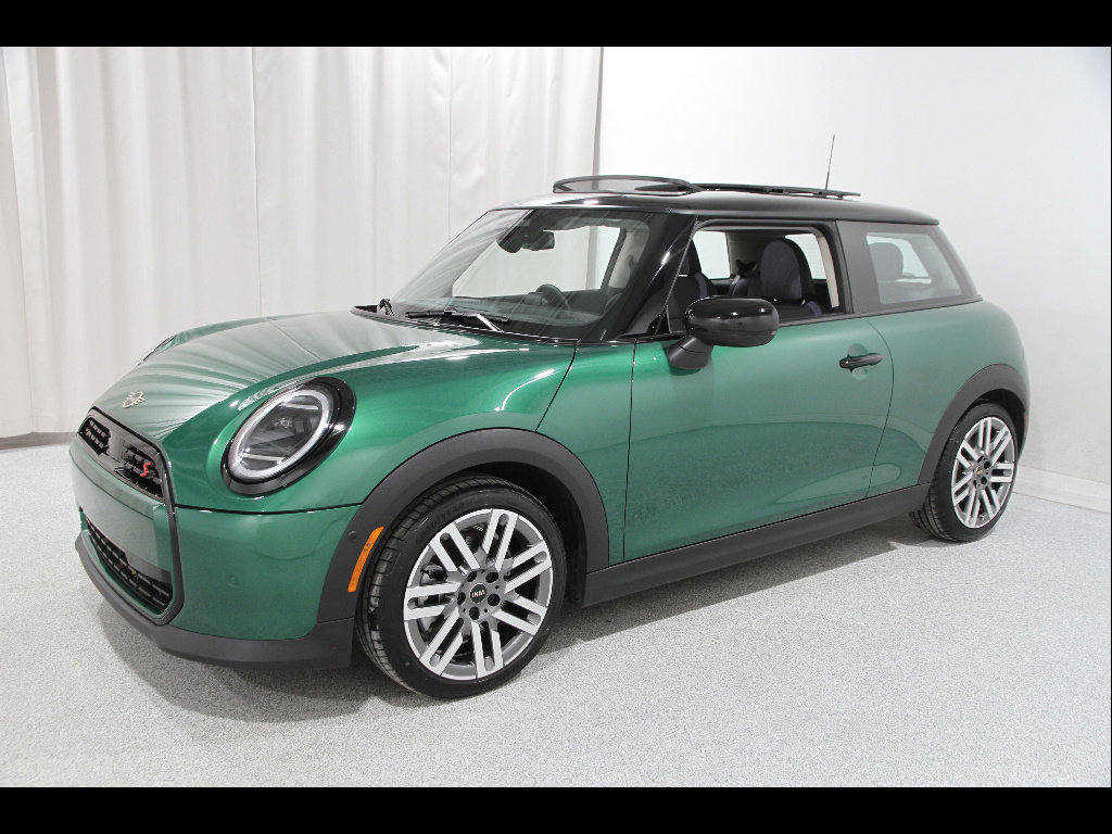 Certified 2025 MINI Cooper S FWD image 3