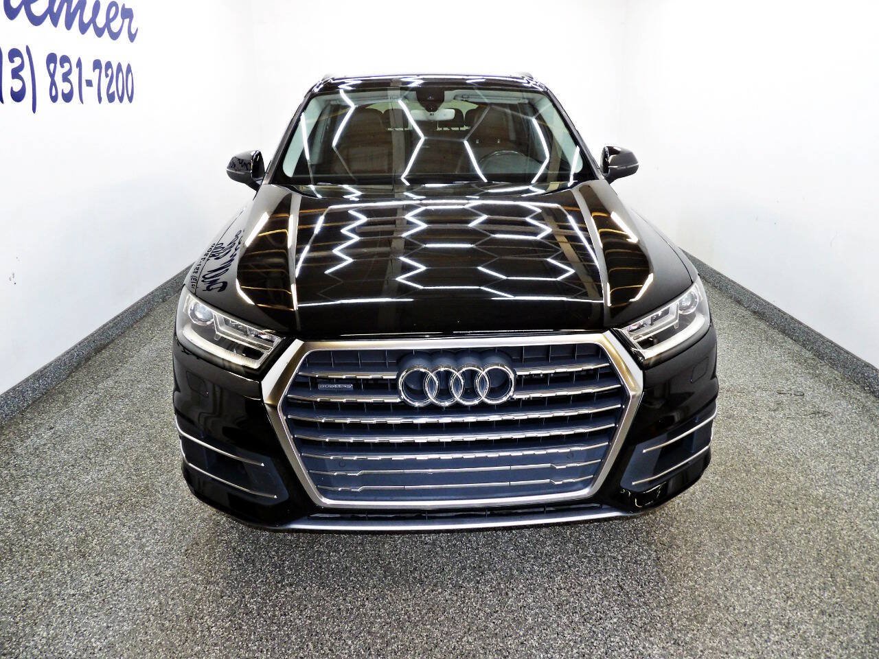 Used 2017 Audi Q7 3.0T Premium AWD/4WD image 2