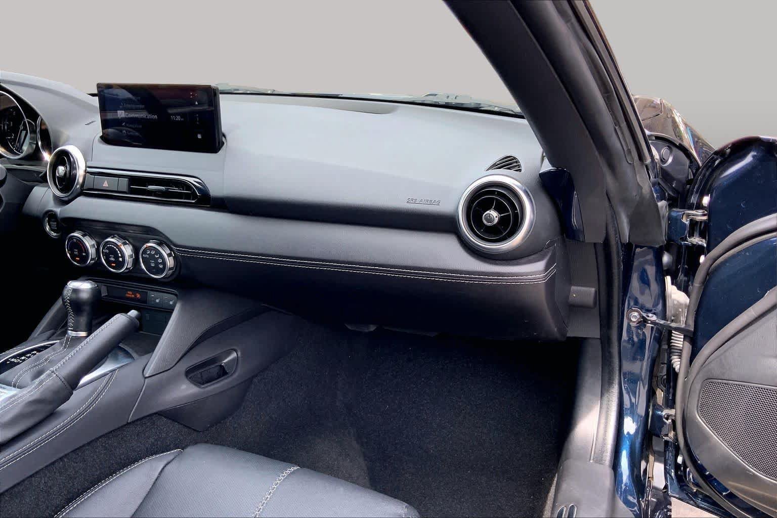 Used 2025 MAZDA MX-5 Miata RF Grand Touring RWD image 16
