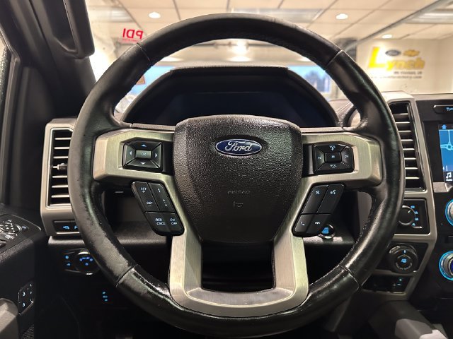 Used 2017 Ford F150 Platinum w/ Equipment Group 701A Luxury AWD/4WD image 11