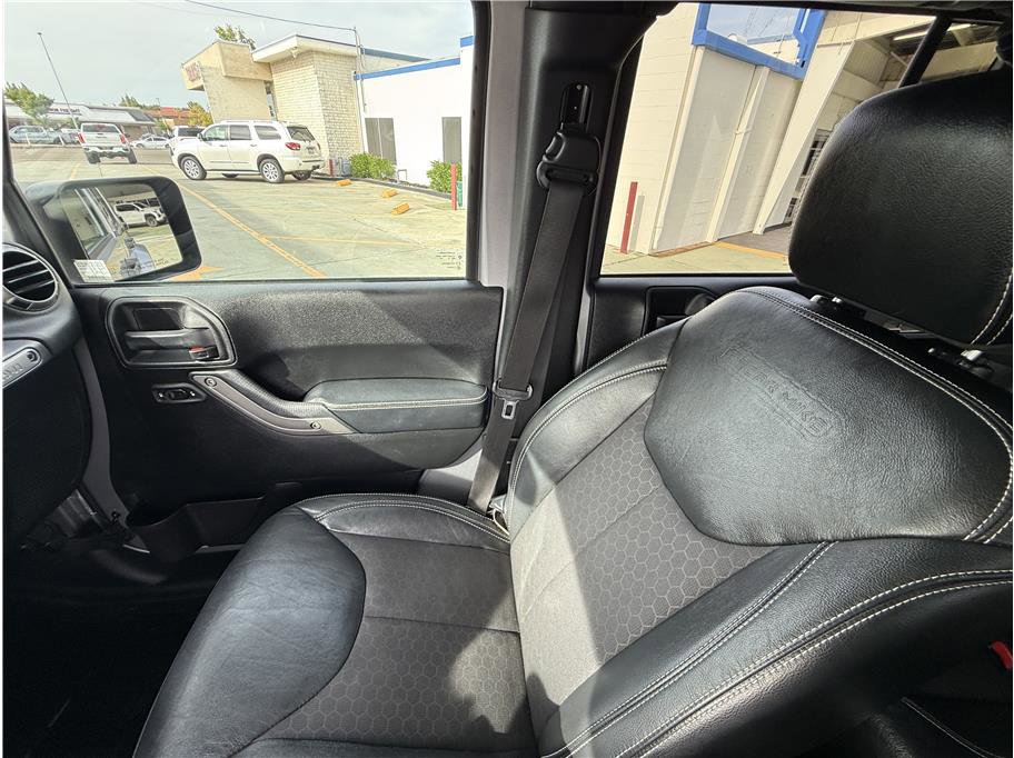 Used 2016 Jeep Wrangler Unlimited Sport AWD/4WD image 27