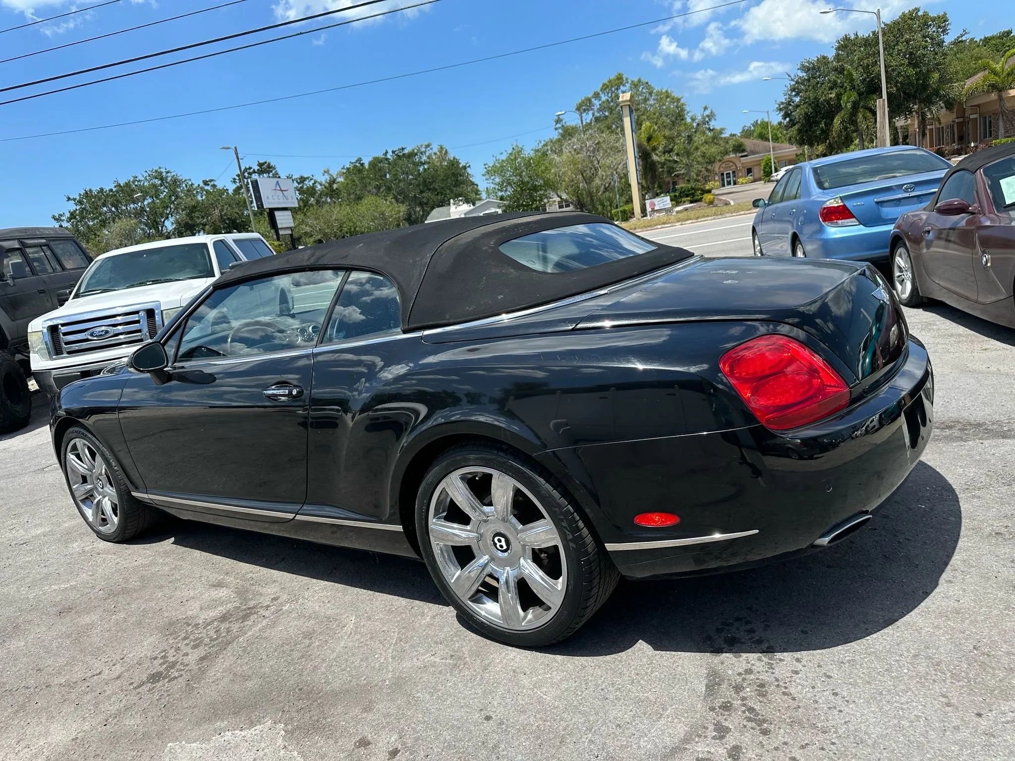 Used 2007 Bentley Continental GTC image 13