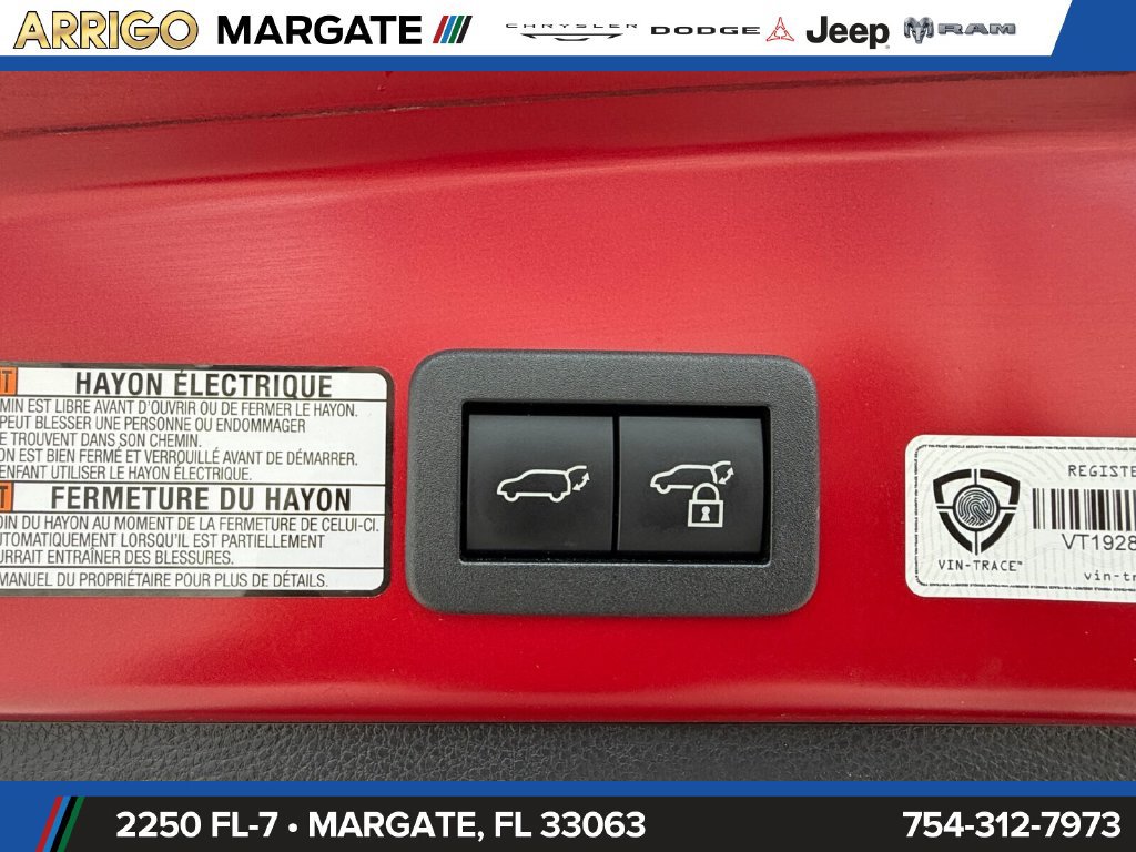 Used 2023 Toyota Corolla Cross XLE w/ Convenience Package FWD image 15