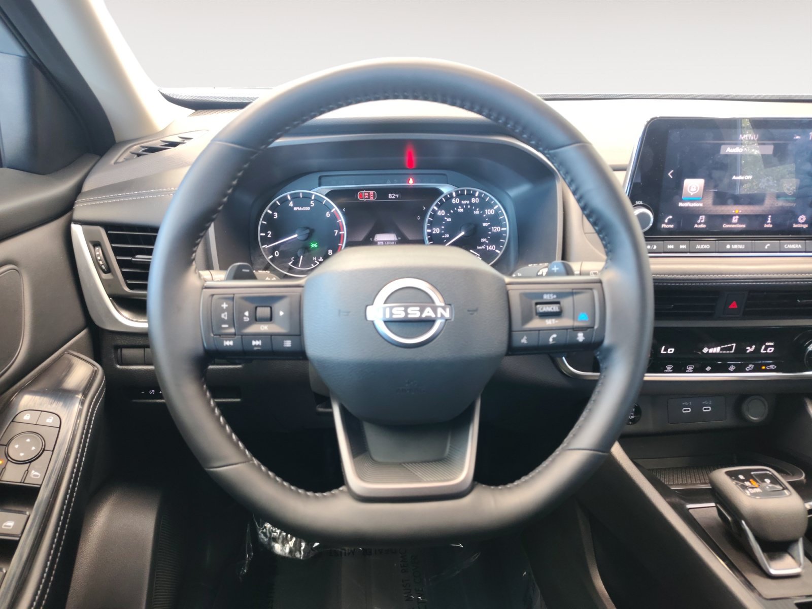 Certified 2026 Nissan Rogue SV FWD image 15