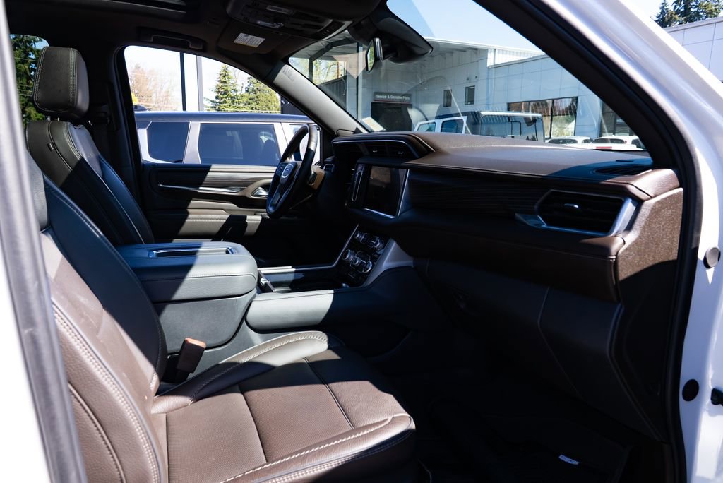 Used 2024 GMC Yukon Denali AWD/4WD image 28