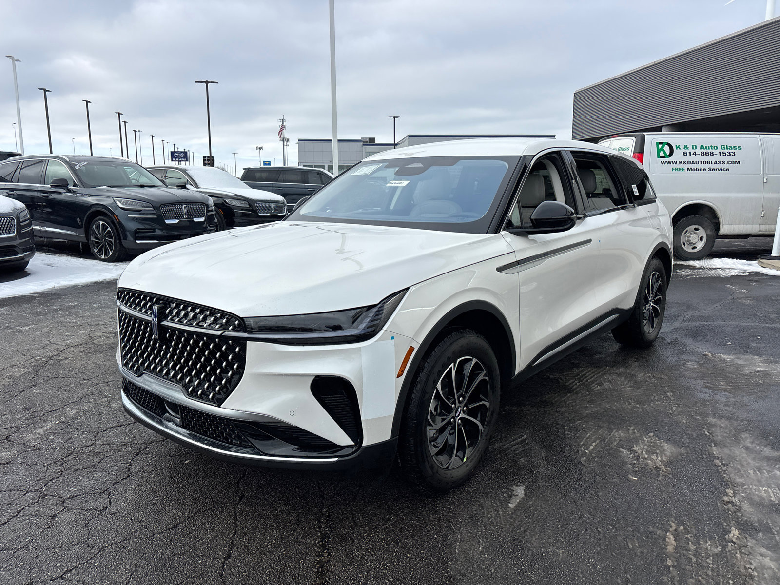 New 2026 Lincoln Nautilus Premier image 3