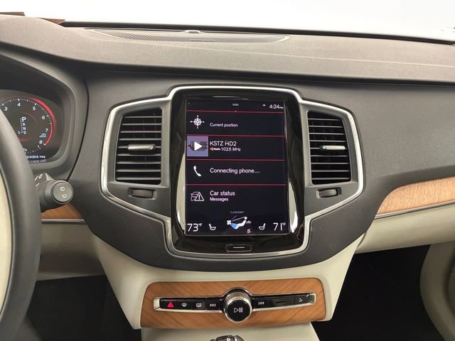 Used 2022 Volvo XC90 T5 Momentum image 26