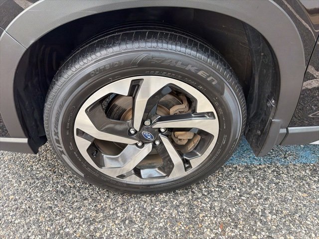 Used 2023 Subaru Forester Touring image 15