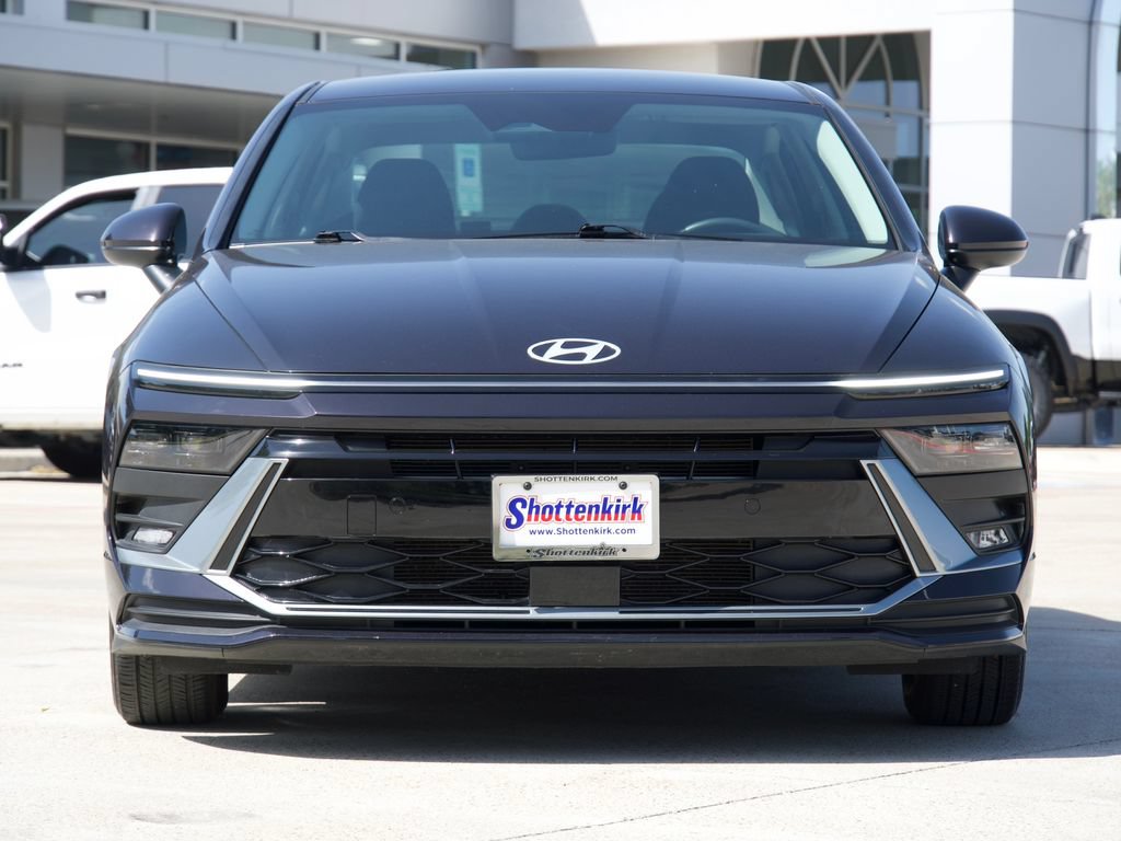 Used 2025 Hyundai Sonata SE FWD video 2