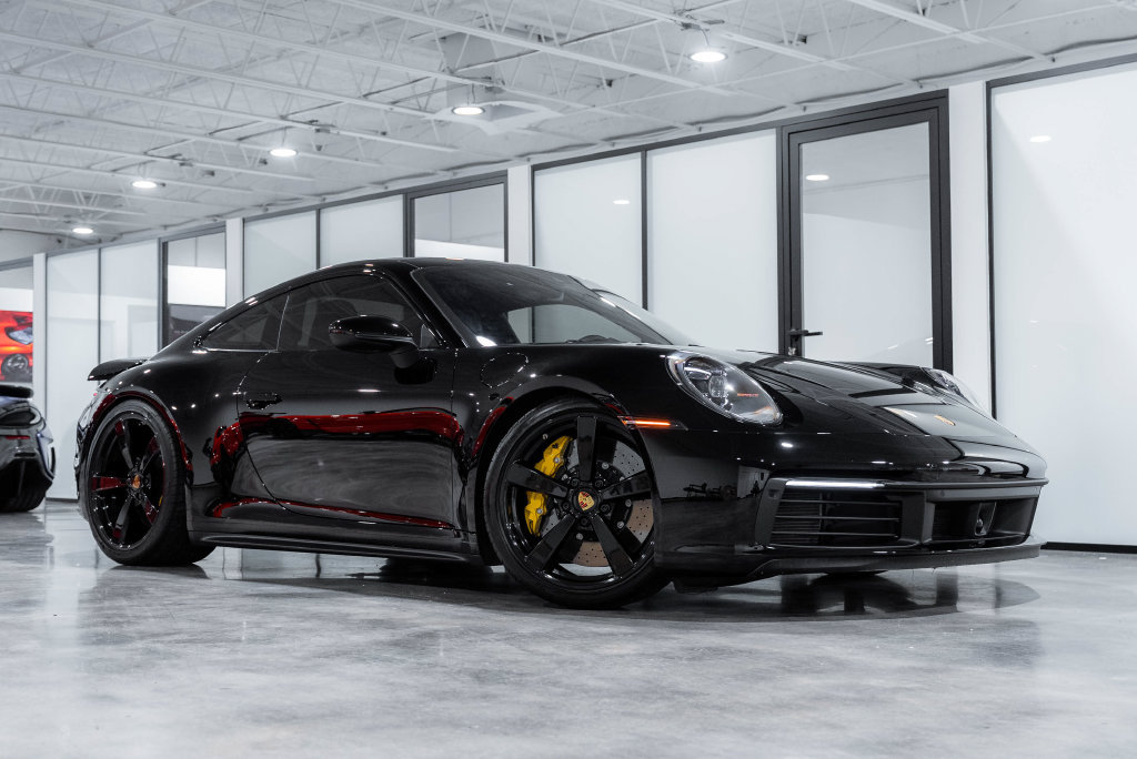 Used 2020 Porsche 911 Carrera S RWD image 2
