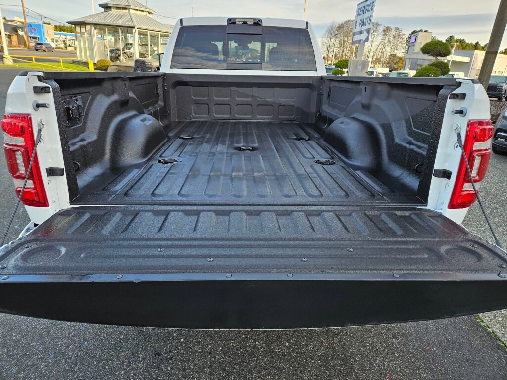 Used 2024 RAM 3500 Tradesman w/ Towing Technology Group image 13