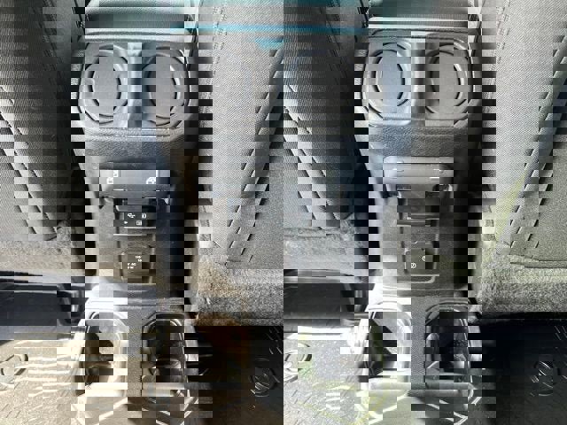 Used 2020 Jeep Wrangler Unlimited Sahara image 17