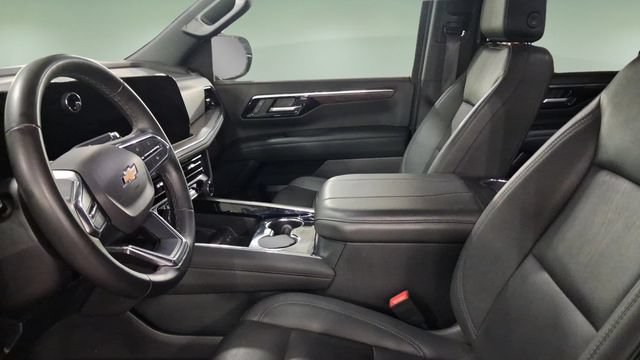 Used 2025 Chevrolet Tahoe LT AWD/4WD image 35