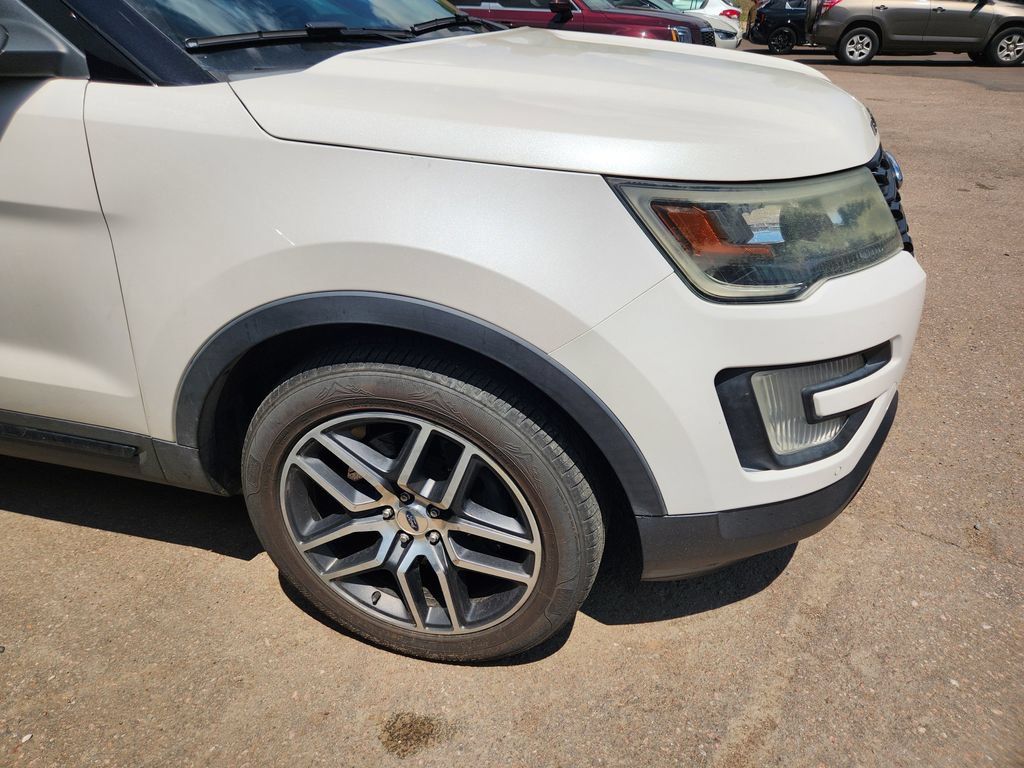 Used 2016 Ford Explorer Sport w/ Equipment Group 401A AWD/4WD image 5