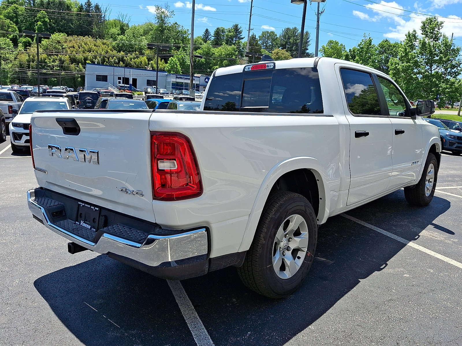 New 2026 RAM 1500 Big Horn AWD/4WD image 3