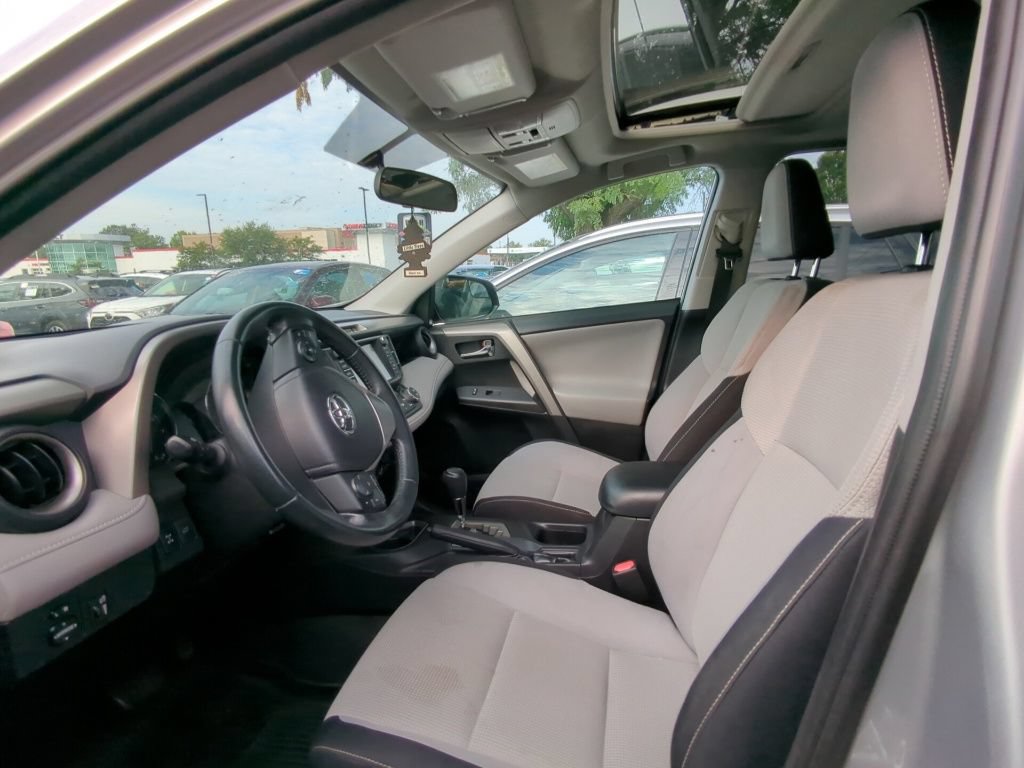 Used 2016 Toyota RAV4 XLE w/ Protection Package AWD/4WD image 6