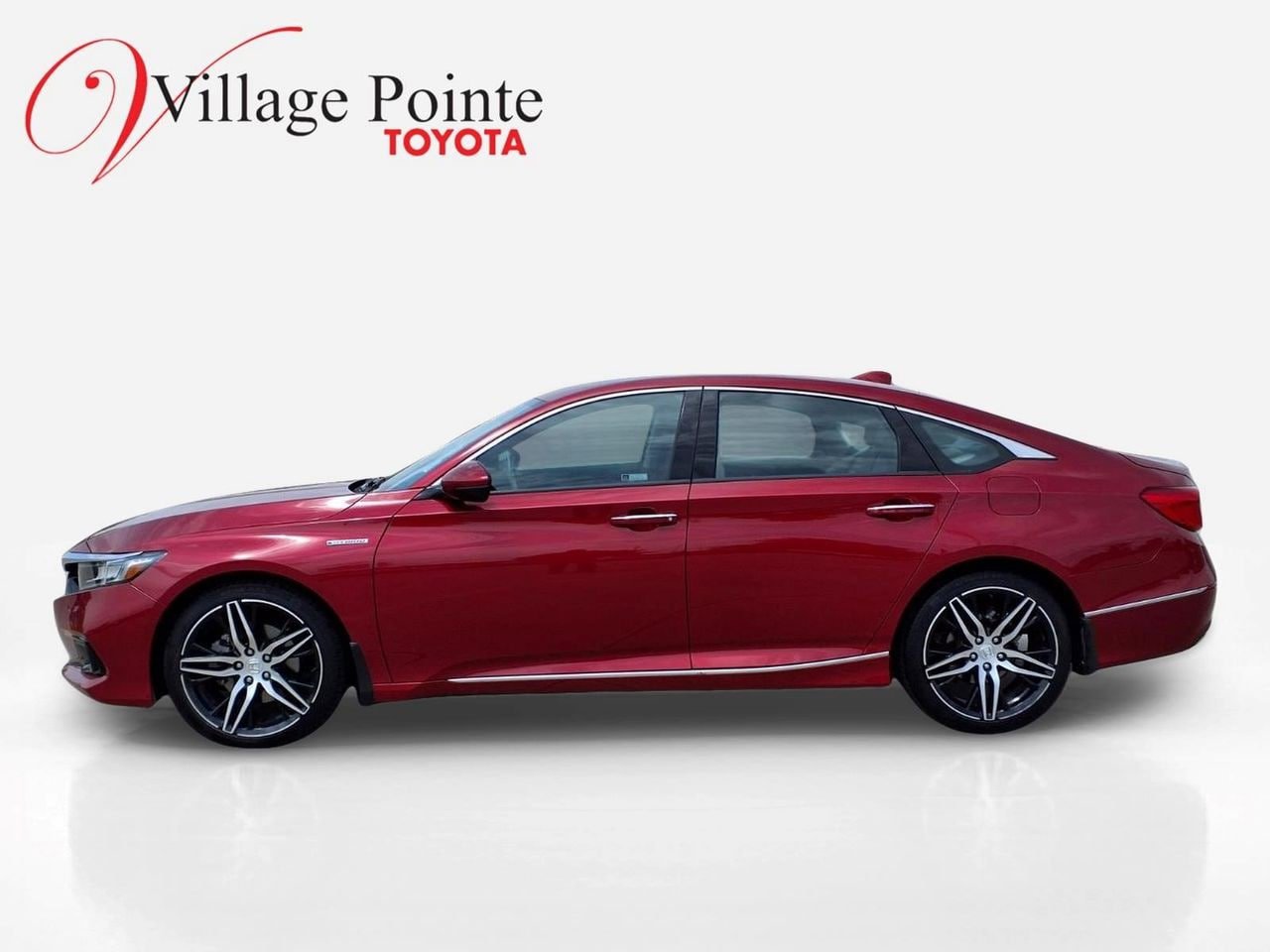 Used 2022 Honda Accord Touring image 2