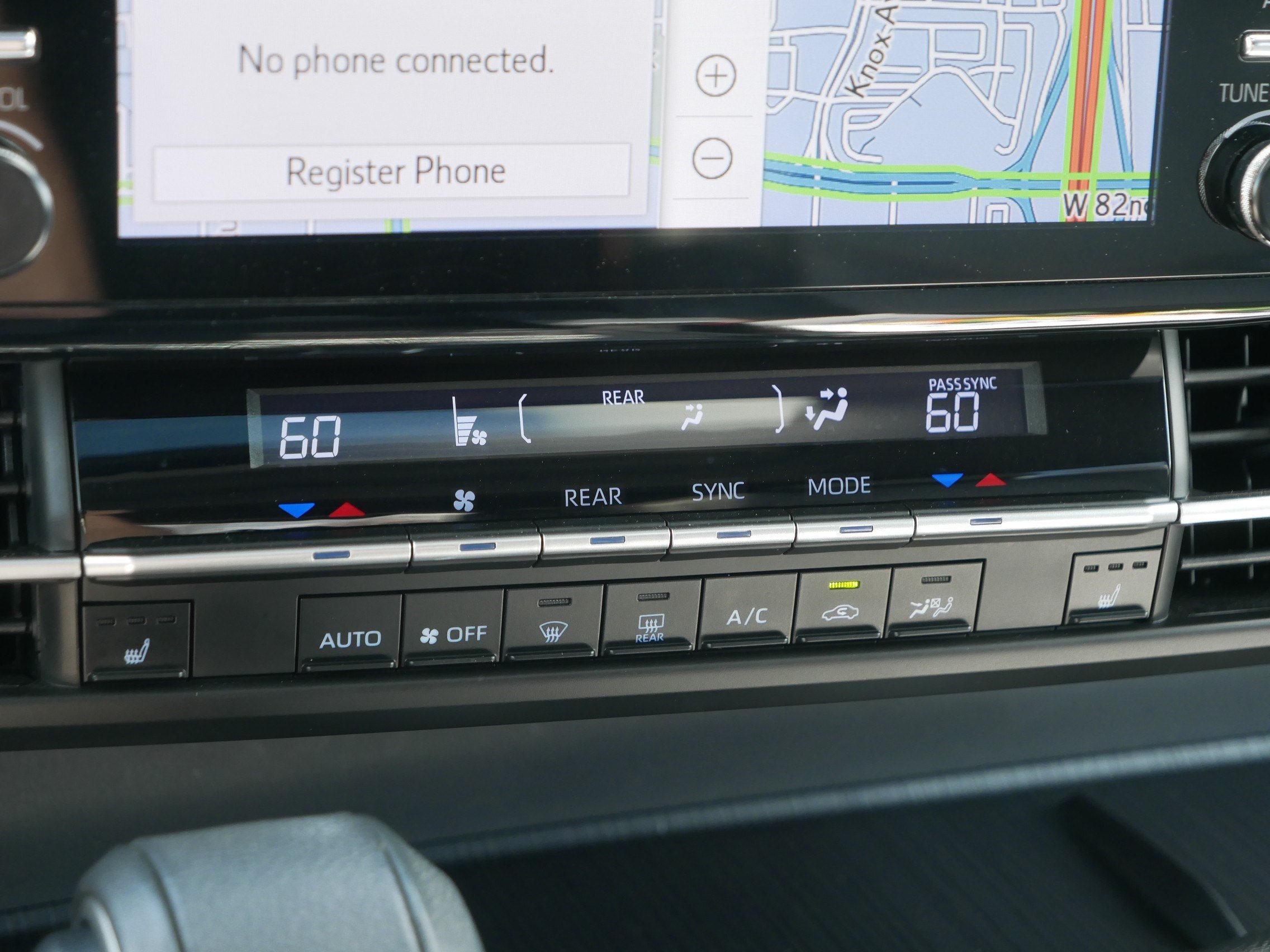 Used 2021 Toyota Sienna XSE FWD image 23