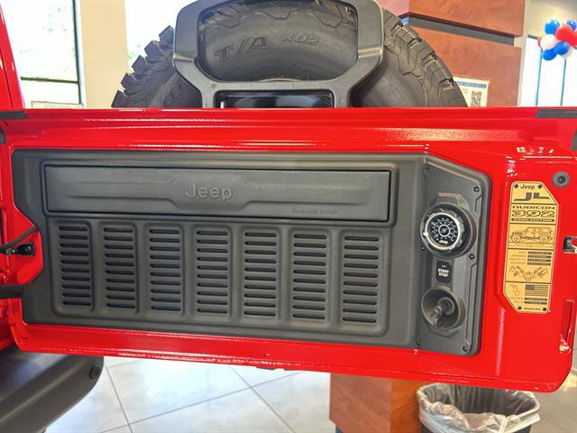 New 2025 Jeep Wrangler Unlimited Rubicon 392 image 11