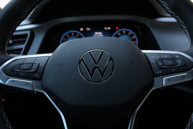 New 2026 Volkswagen Atlas Cross Sport SE image 14