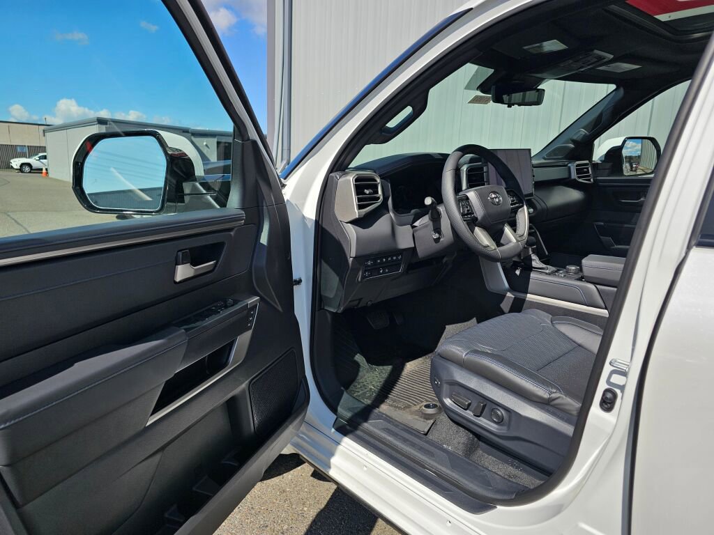 New 2026 Toyota Tundra Platinum image 11