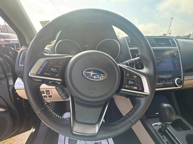 Used 2018 Subaru Outback 2.5i Limited AWD/4WD image 18