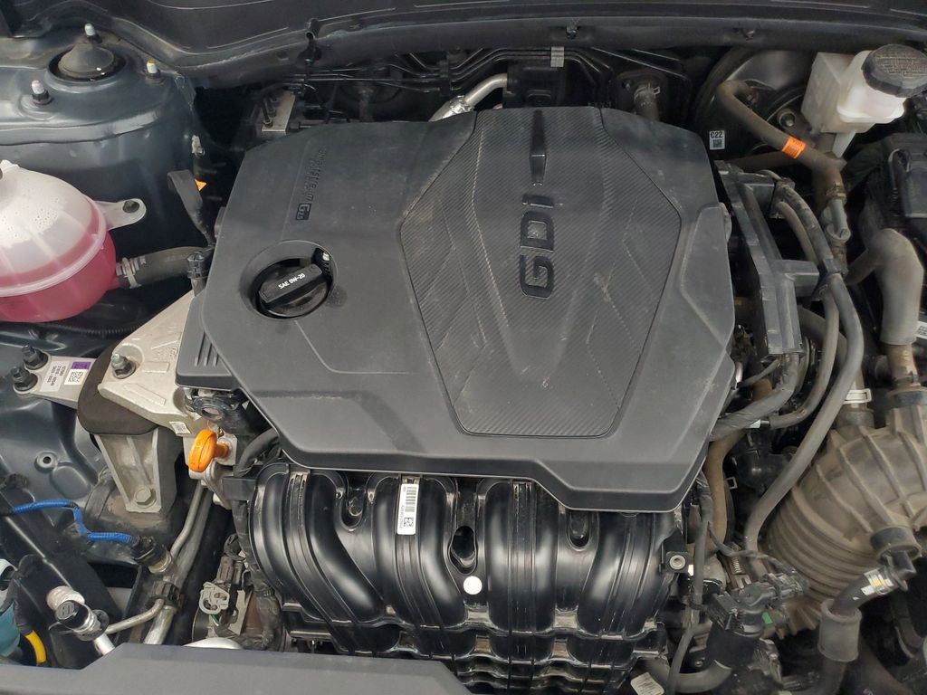 Used 2023 Kia Sportage LX image 11