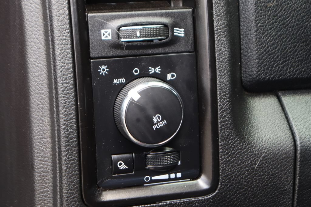 Used 2018 RAM 1500 Rebel w/ Luxury Group AWD/4WD image 20