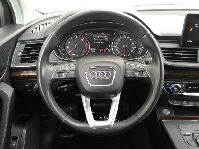 Used 2020 Audi Q5 2.0T Premium image 32