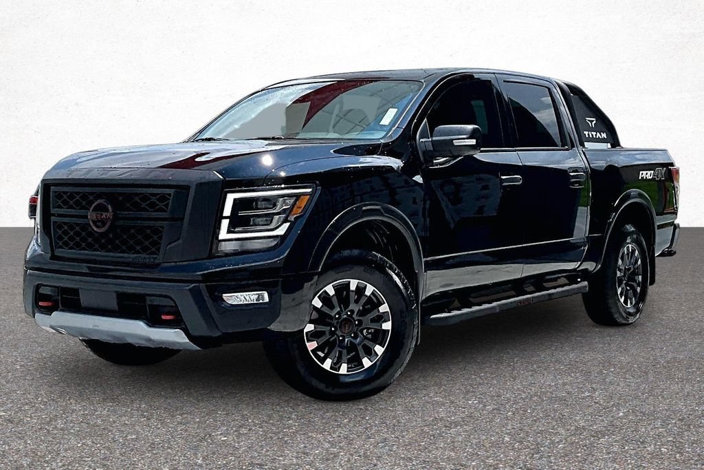 Used 2024 Nissan Titan PRO-4X w/ Pro-4x Convenience Package AWD/4WD image 4