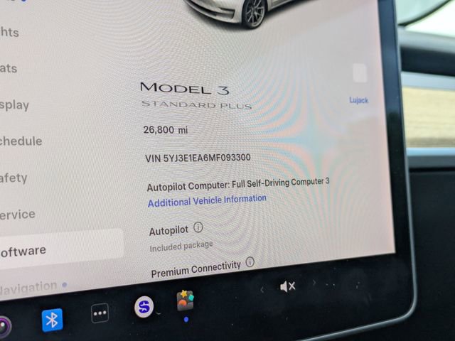 Used 2021 Tesla Model 3 Standard Range Plus image 27
