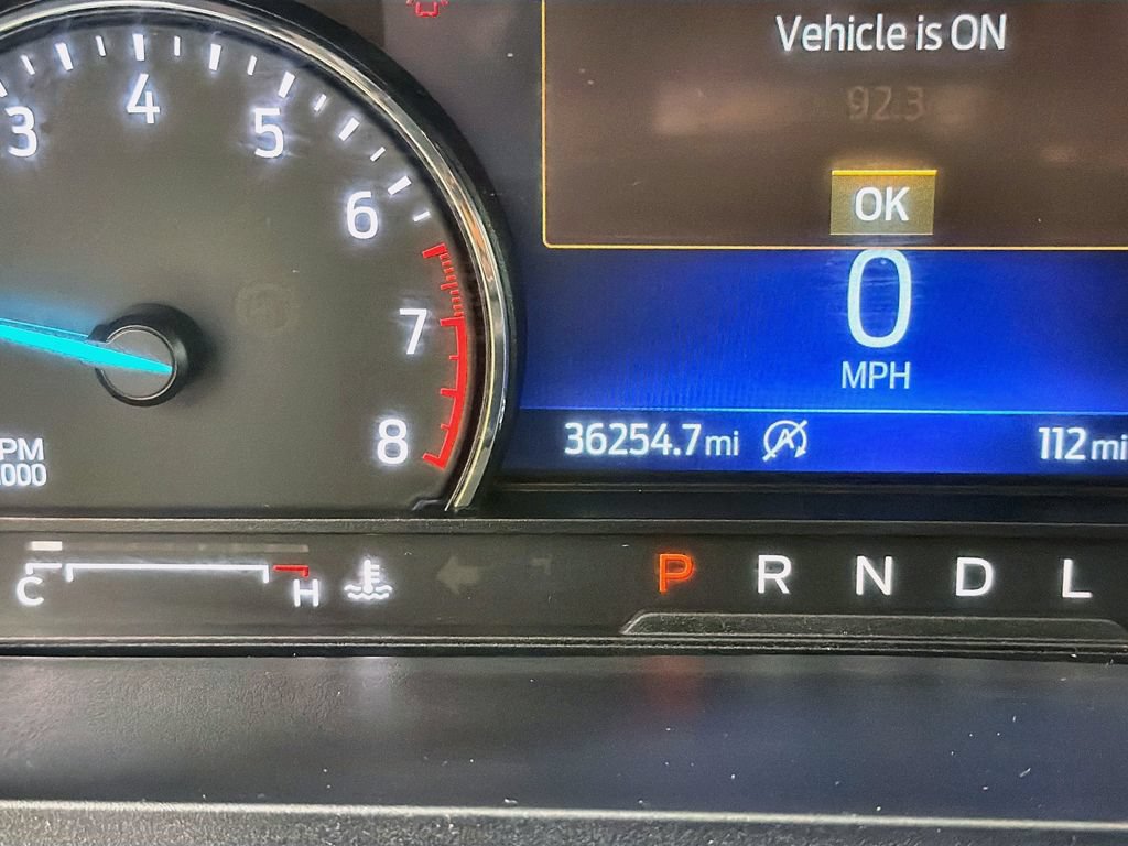 Used 2023 Ford Explorer XLT w/ Equipment Group 202A AWD/4WD image 32